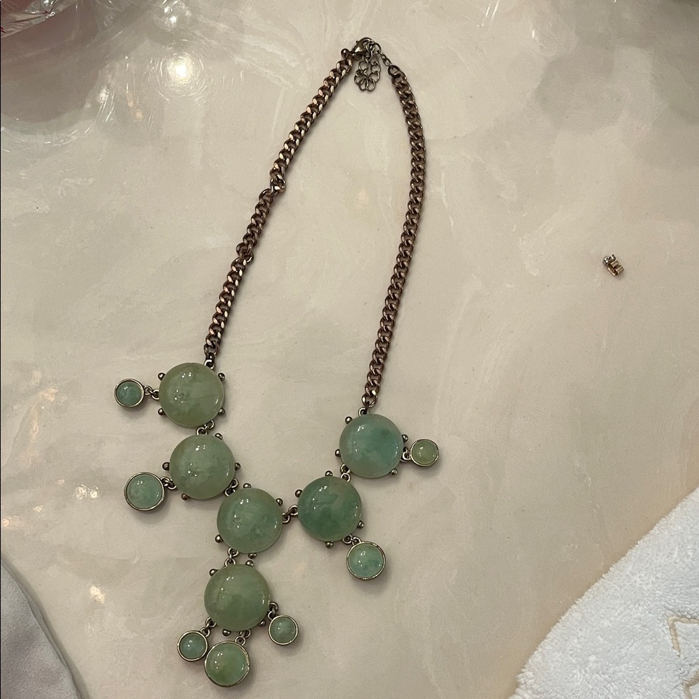 Elegant Green Statement Necklace